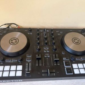 Traktor Turntable