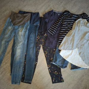Maternity wear size M to give away