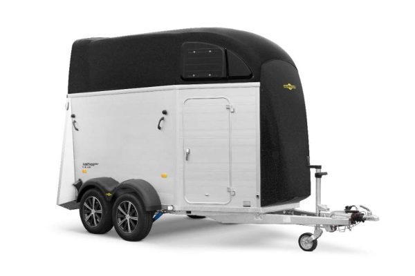 Xanthos Aero 2400 horse trailer