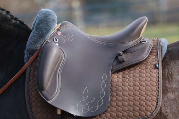 Spanish dressage / trekking saddle