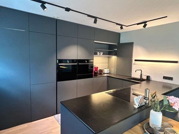 High-quality designer kitchen complete