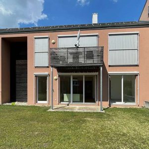 Terraced house with 140 m² for 3 years to rent