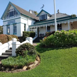 Bed and Breakfast Knysna - Get the best deal on B&Bs in Knysna, South Africa
