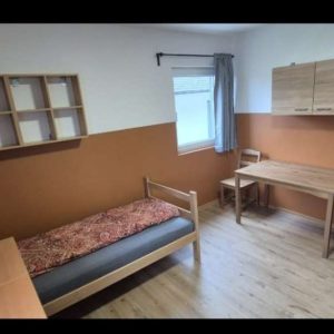 Rooms for Female Students / Semester to Rent