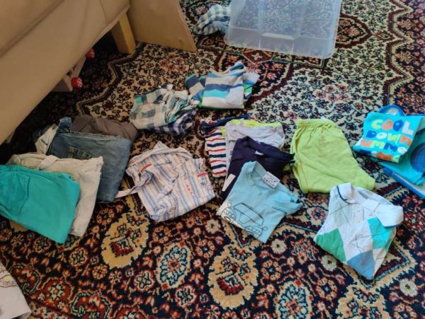 Boys clothing package size 74/80 short and long trousers and T-shirts to give away